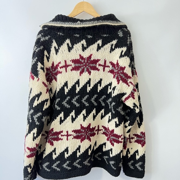 Nuevo Americana Black and Cream Patterned Wool Sweater - Picture 2 of 3